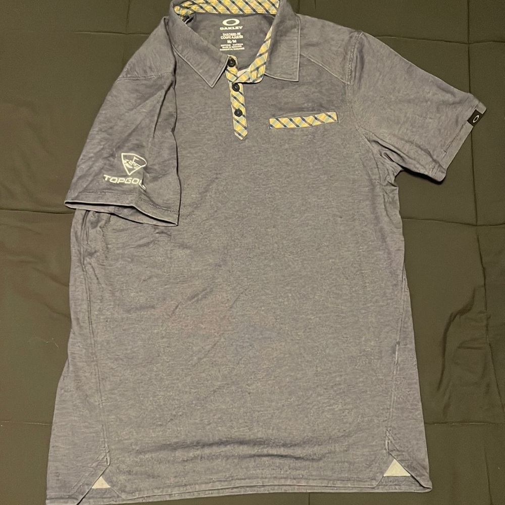 Oakley — Men’s Tailored Fit Polo w/ Topgolf logo